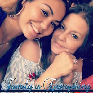 Meet your Posher, Dreama